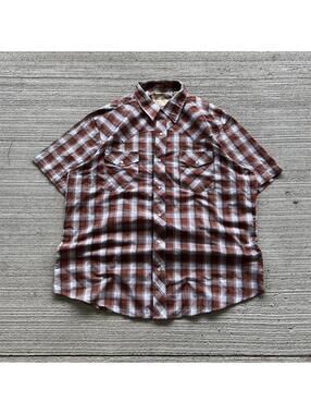 2000s Wrangler Button Up Shirt